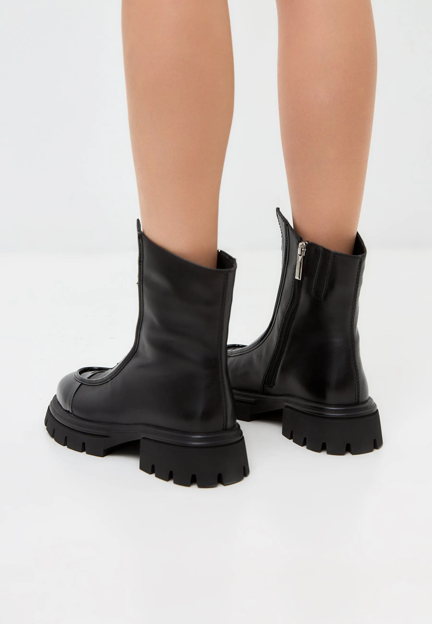 Chunky Zipper Ankle Boots Jaq - Black