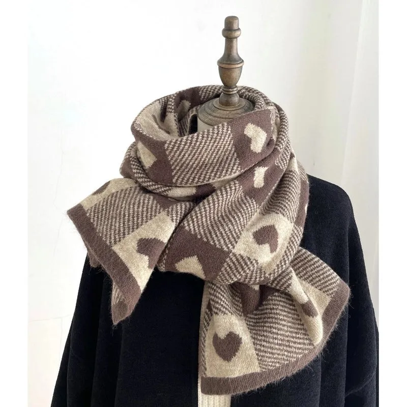 New Online Celebrity Knitted Love Scarf Female Autumn And Winter Black And White Plaid Soft Student Cute Thickened Scarf