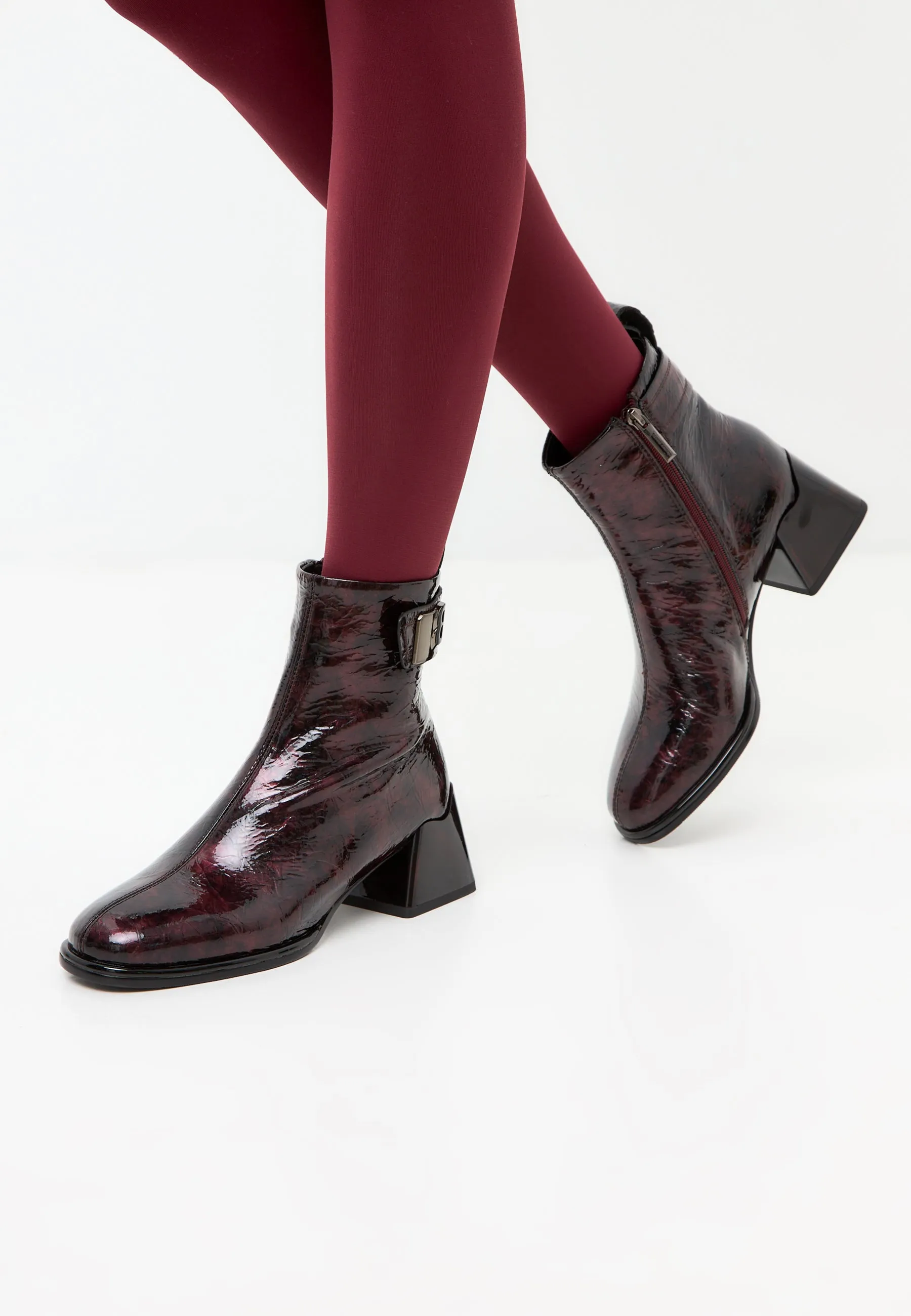 Sleek Leather Ankle Boots Vika - Bordeaux