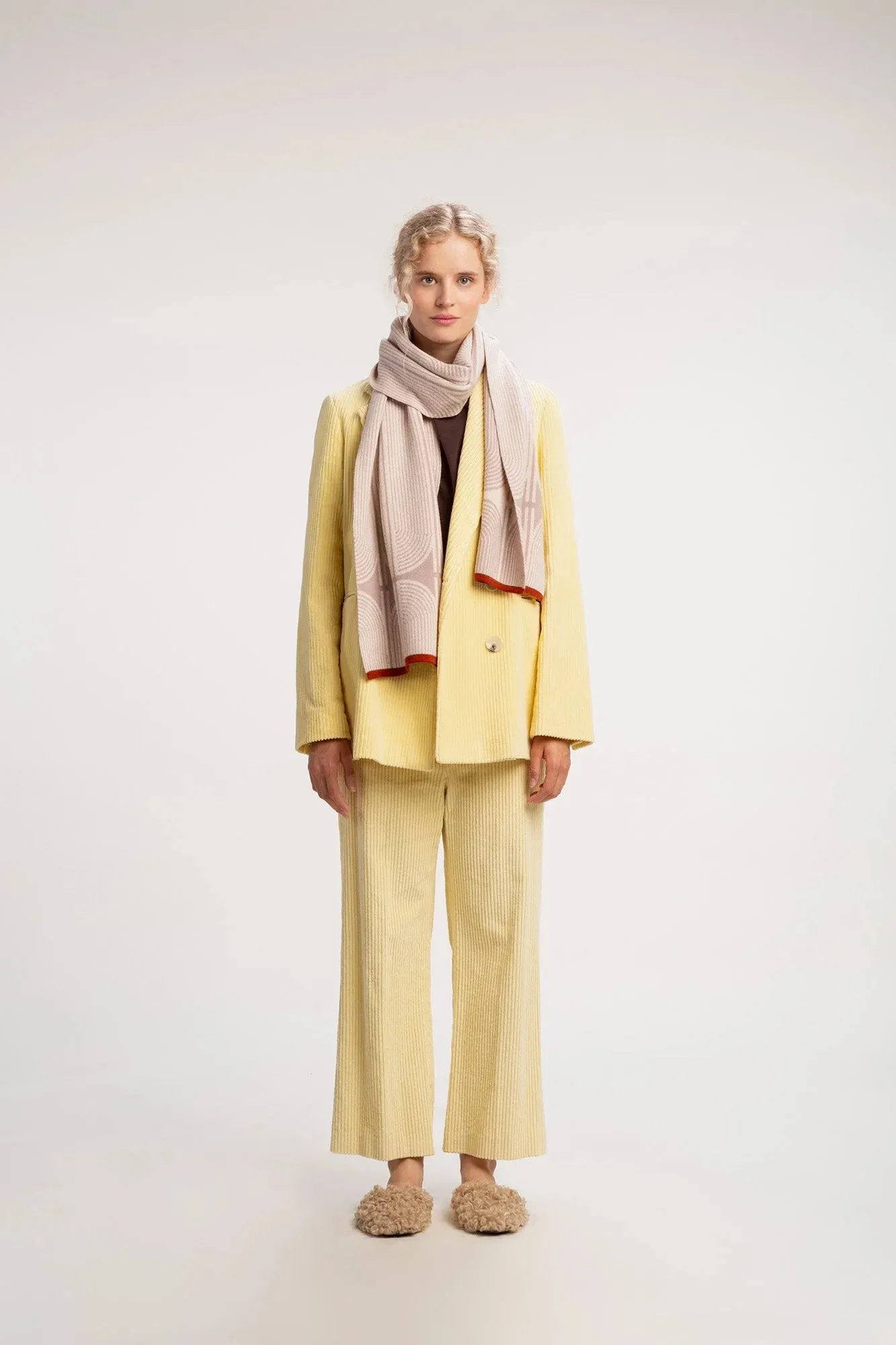 WOLVIS Anni midi scarf nude